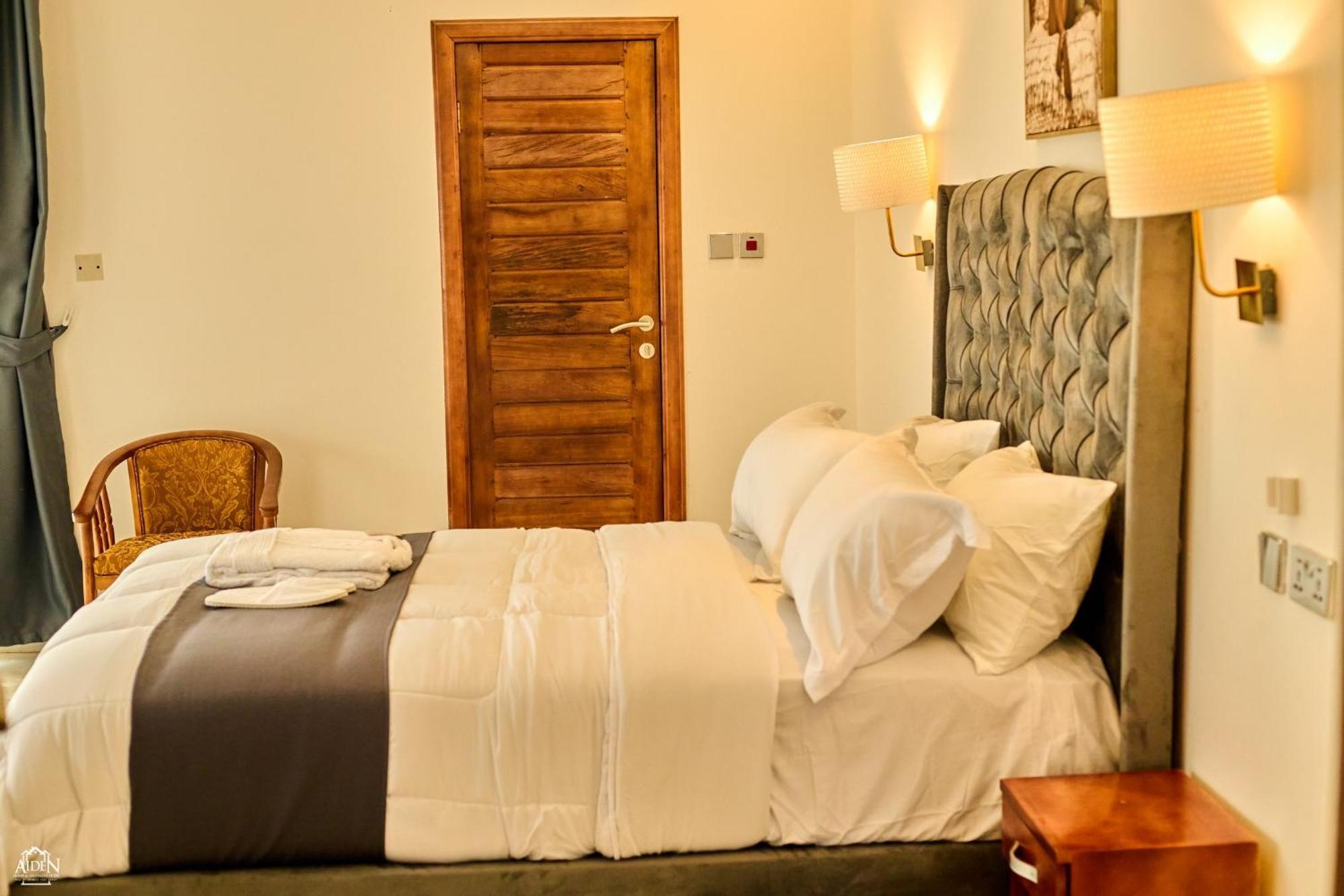Aiden Homes And Apartments Hotel Koforidua Ngoại thất bức ảnh