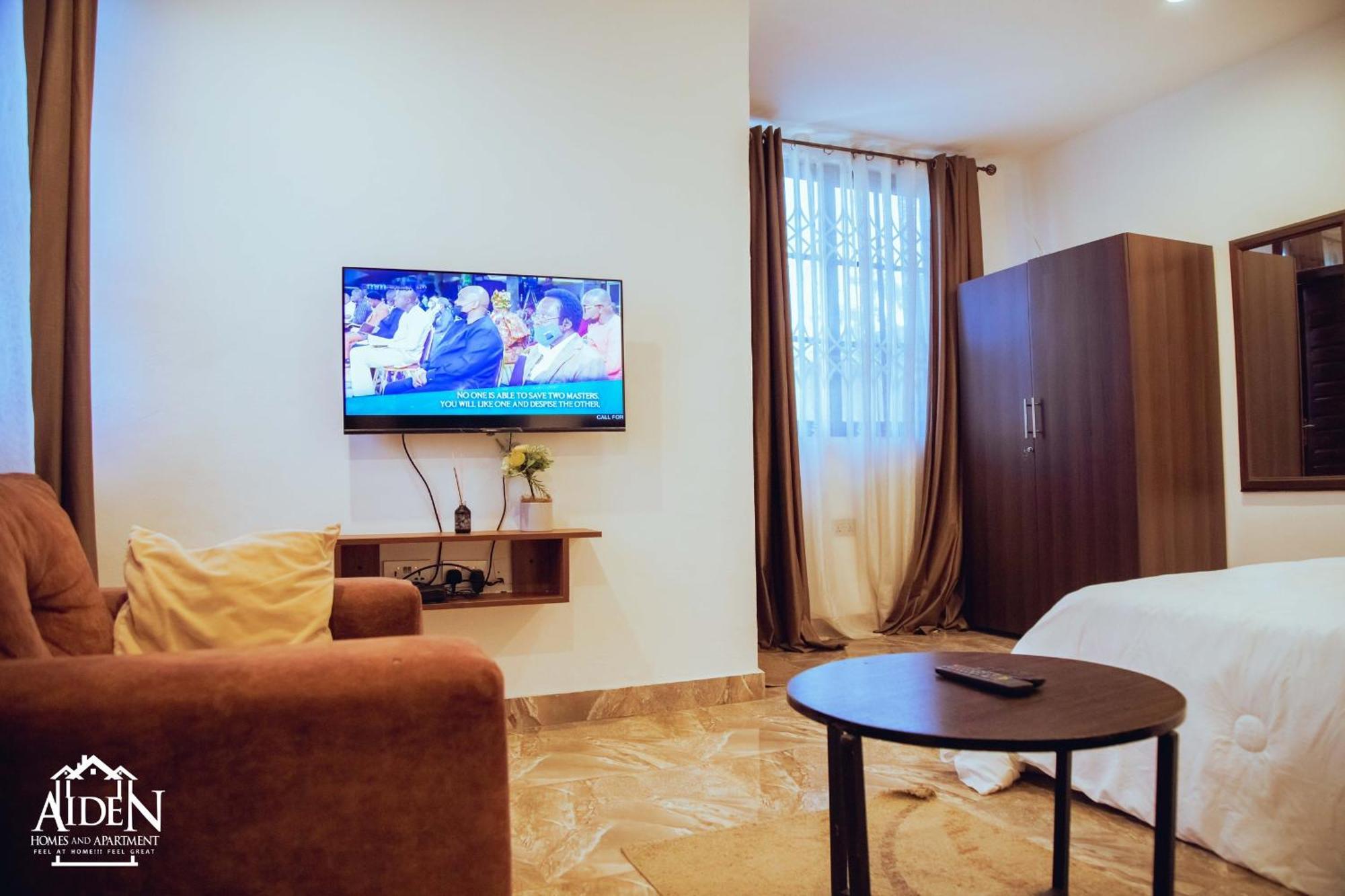 Aiden Homes And Apartments Hotel Koforidua Ngoại thất bức ảnh